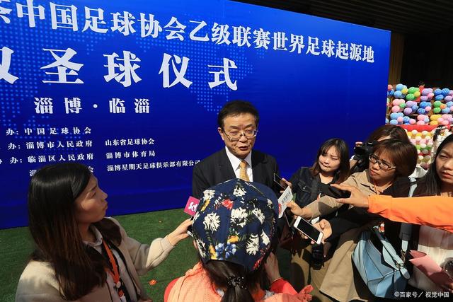海港申花从双雄变双熊 表明中国足球差距更在场外