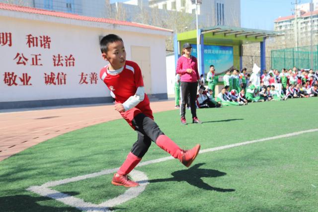 约基奇27+16掘金送爵士6连败 雷霆克快船6连胜